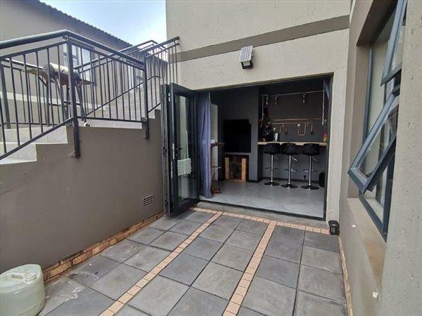 2 Bedroom Townhouse
