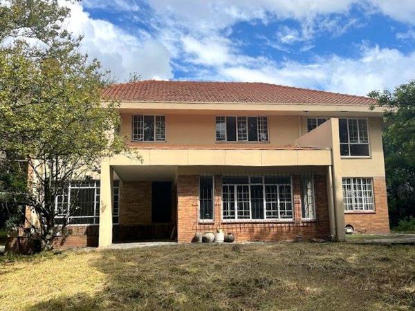 5 Bedroom House