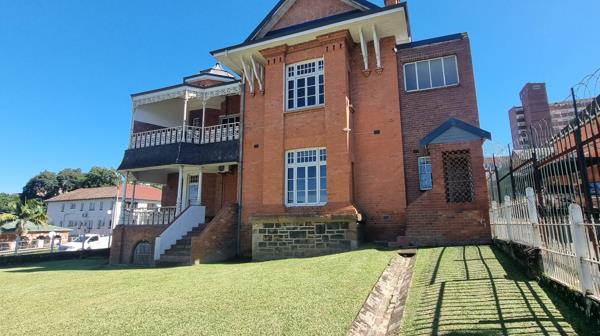 1 505 m² Commercial space