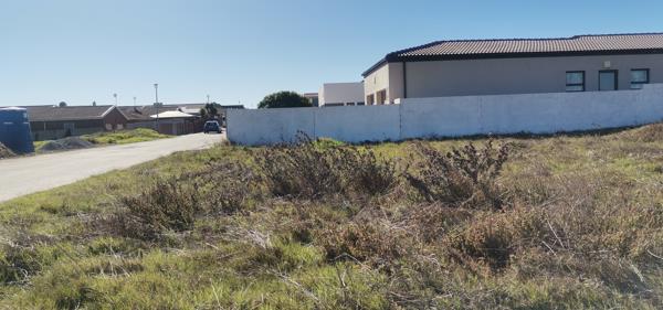 526 m² Land