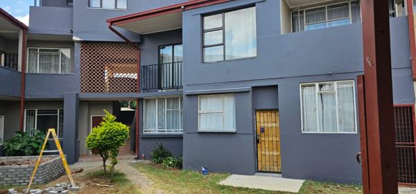 1 474  m² Commercial space