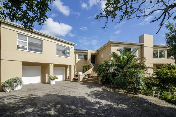 6 Bedroom House