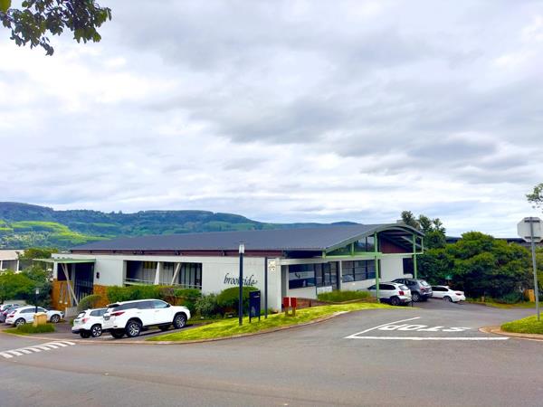 298  m² Commercial space