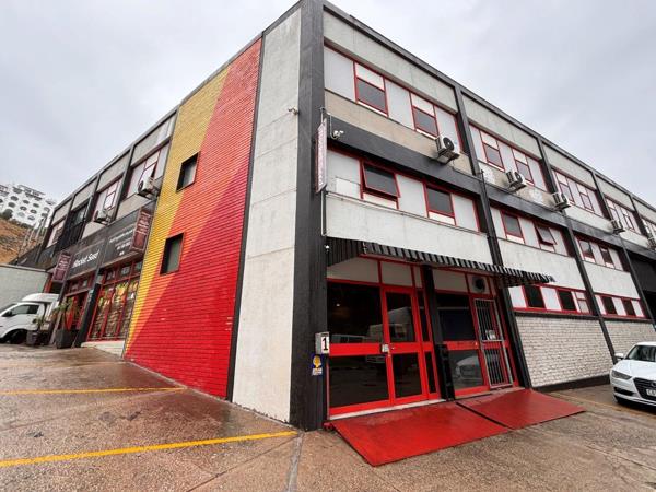 616 m² Commercial space