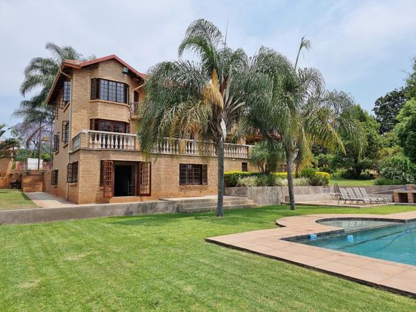 8 Bedroom House