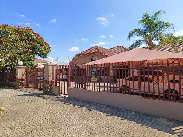 325 m² Commercial space