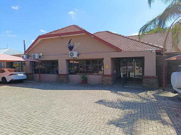 325 m² Commercial space