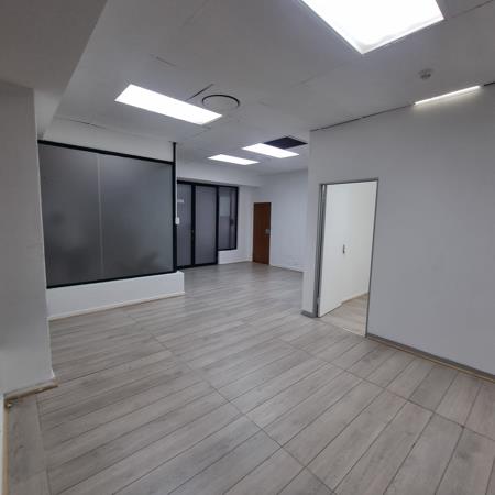 60  m² Commercial space