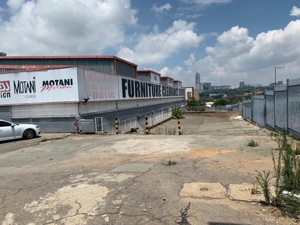 1 000  m² Industrial space