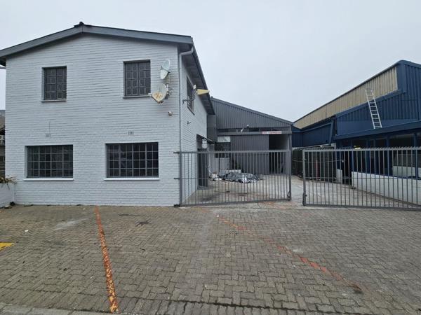 350 m² Industrial space