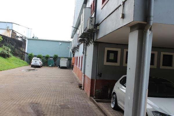 1 308  m² Industrial space