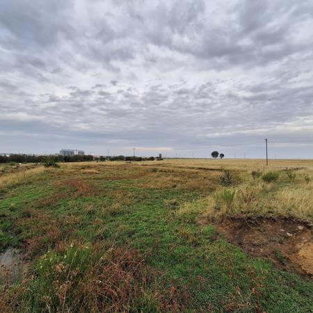 2.2 ha Land