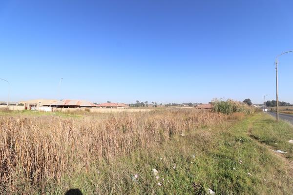 980 m² Land