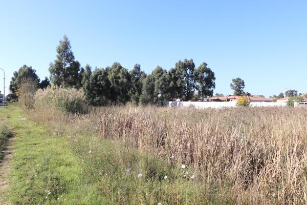 958 m² Land