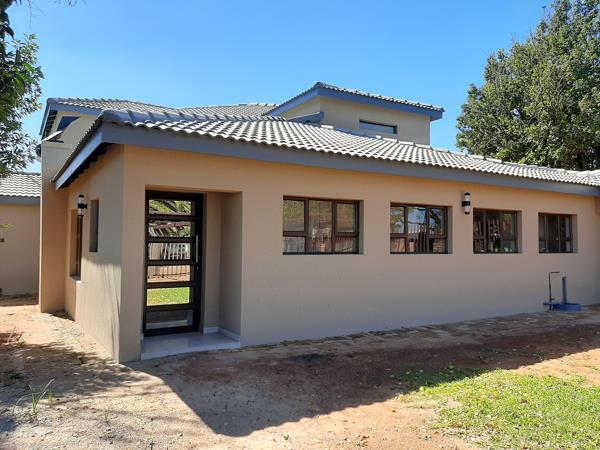 6 Bedroom House