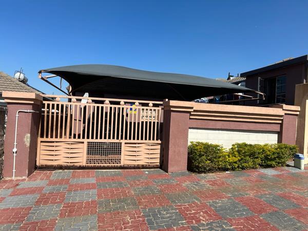 2 Bedroom House