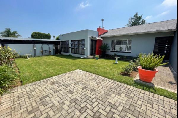 6 Bedroom House