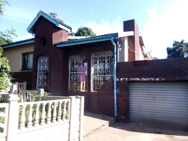 6 Bedroom House
