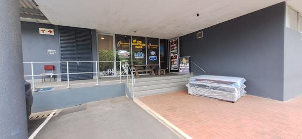 650 m² Retail Space