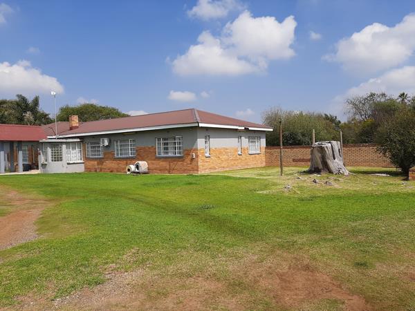 5 Bedroom House