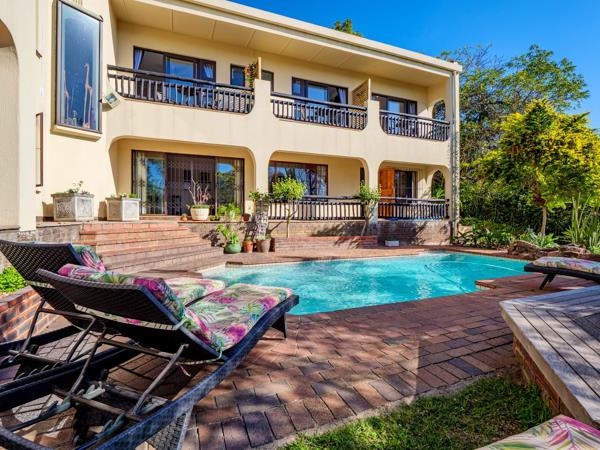 6 Bedroom House