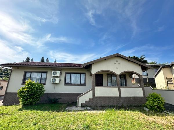 8 Bedroom House