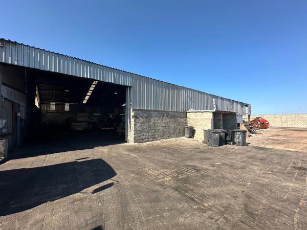 1 200 m² Industrial space