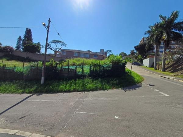 1 088 m² Land