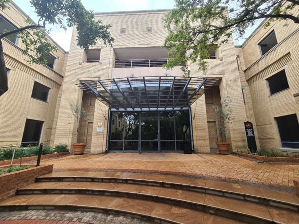 2 749  m² Commercial space