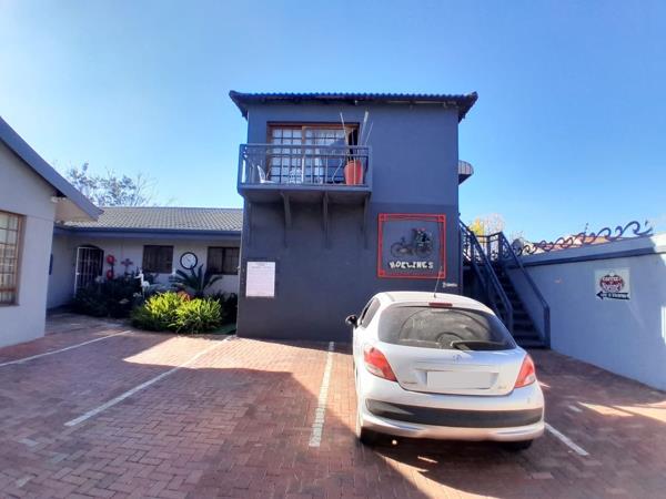 10 Bedroom House