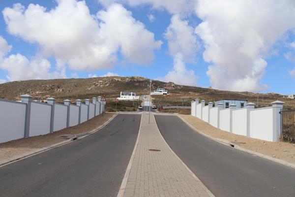 290 m² Land