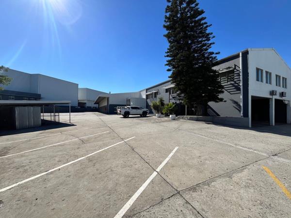 2 770  m² Industrial space