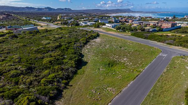 6 107 m² Land