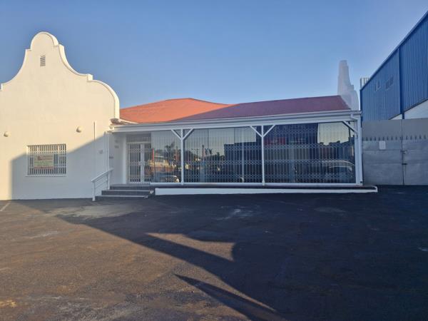 391  m² Retail Space