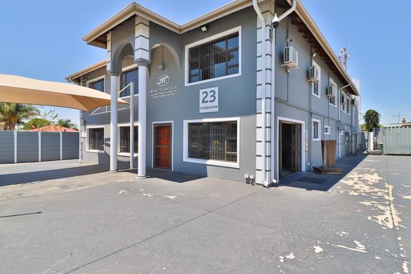 638 m² Commercial space