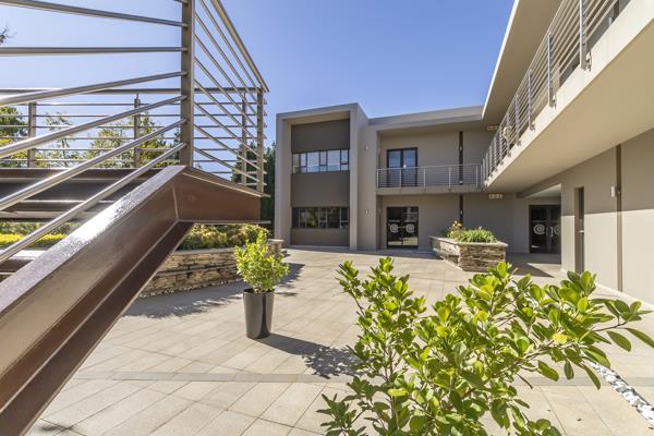 146  m² Commercial space