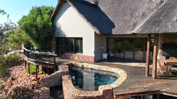 6 Bedroom House