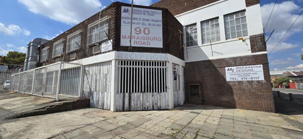 6 550  m² Industrial space