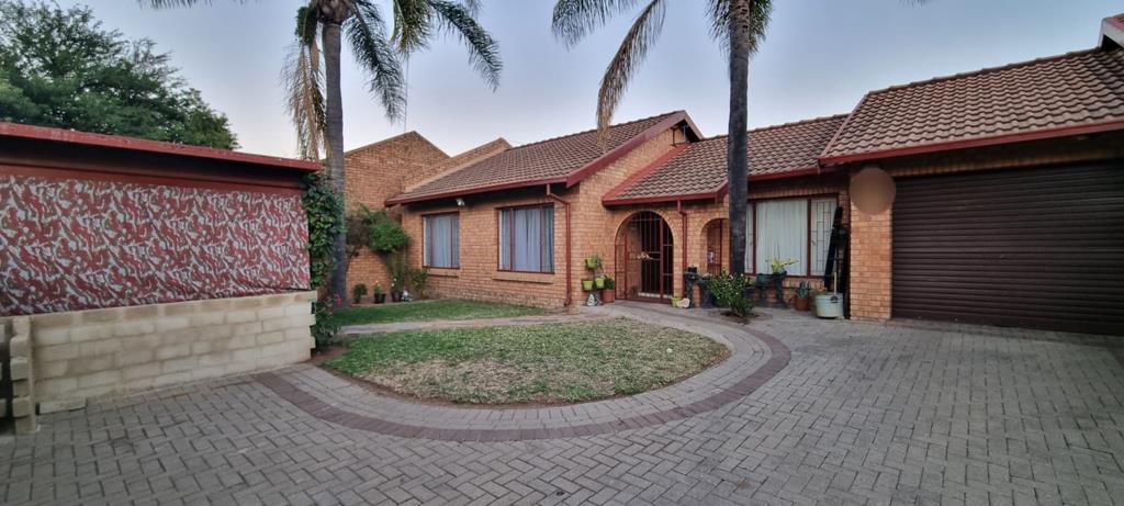 2 Bedroom Townhouse