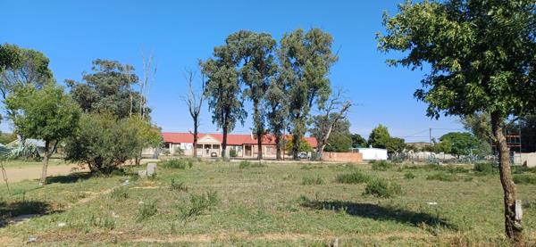 540 m² Land