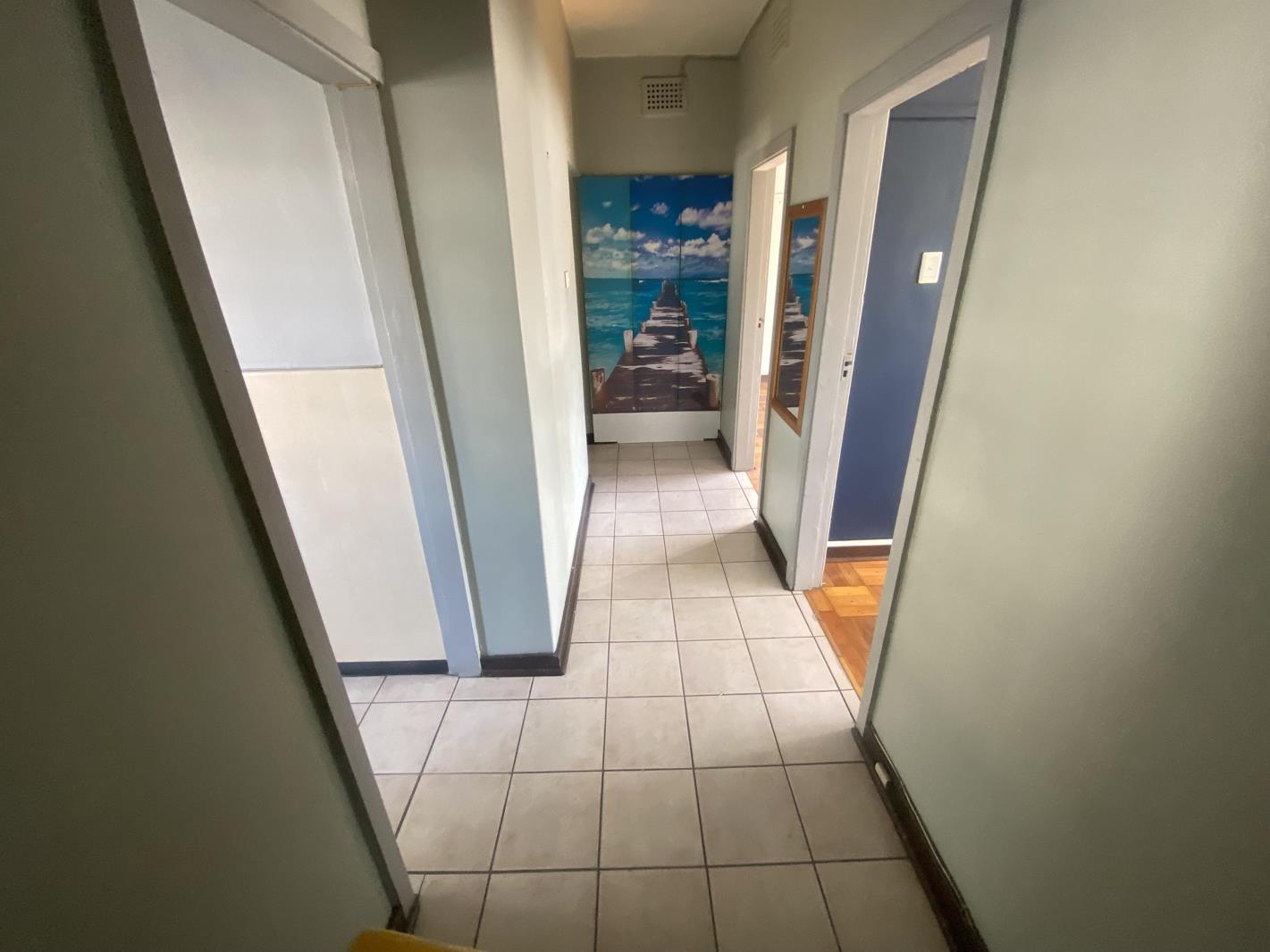2 Bedroom Apartment in Montclair