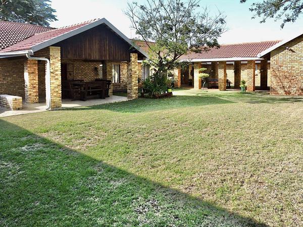2.5 ha Smallholding