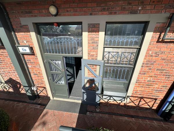 90  m² Commercial space