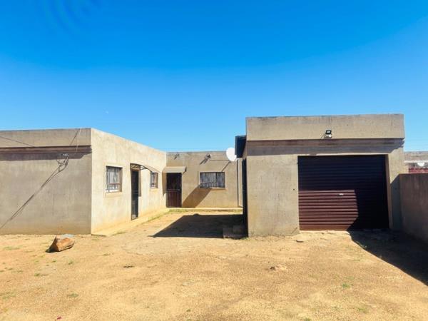 2 Bedroom House