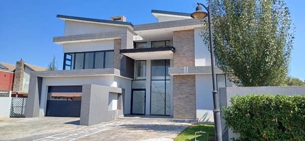 7 Bedroom House