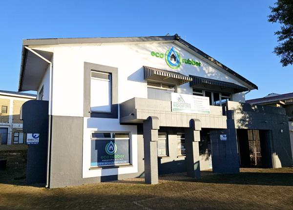 282  m² Commercial space