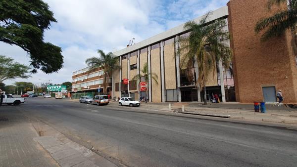 564 m² Commercial space