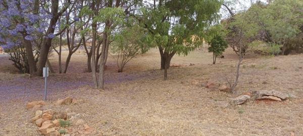 1 398 m² Land