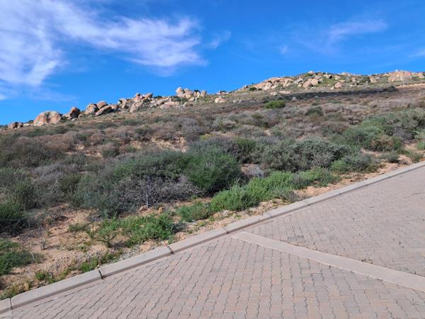 469 m² Land
