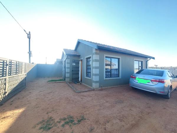 2 Bedroom House